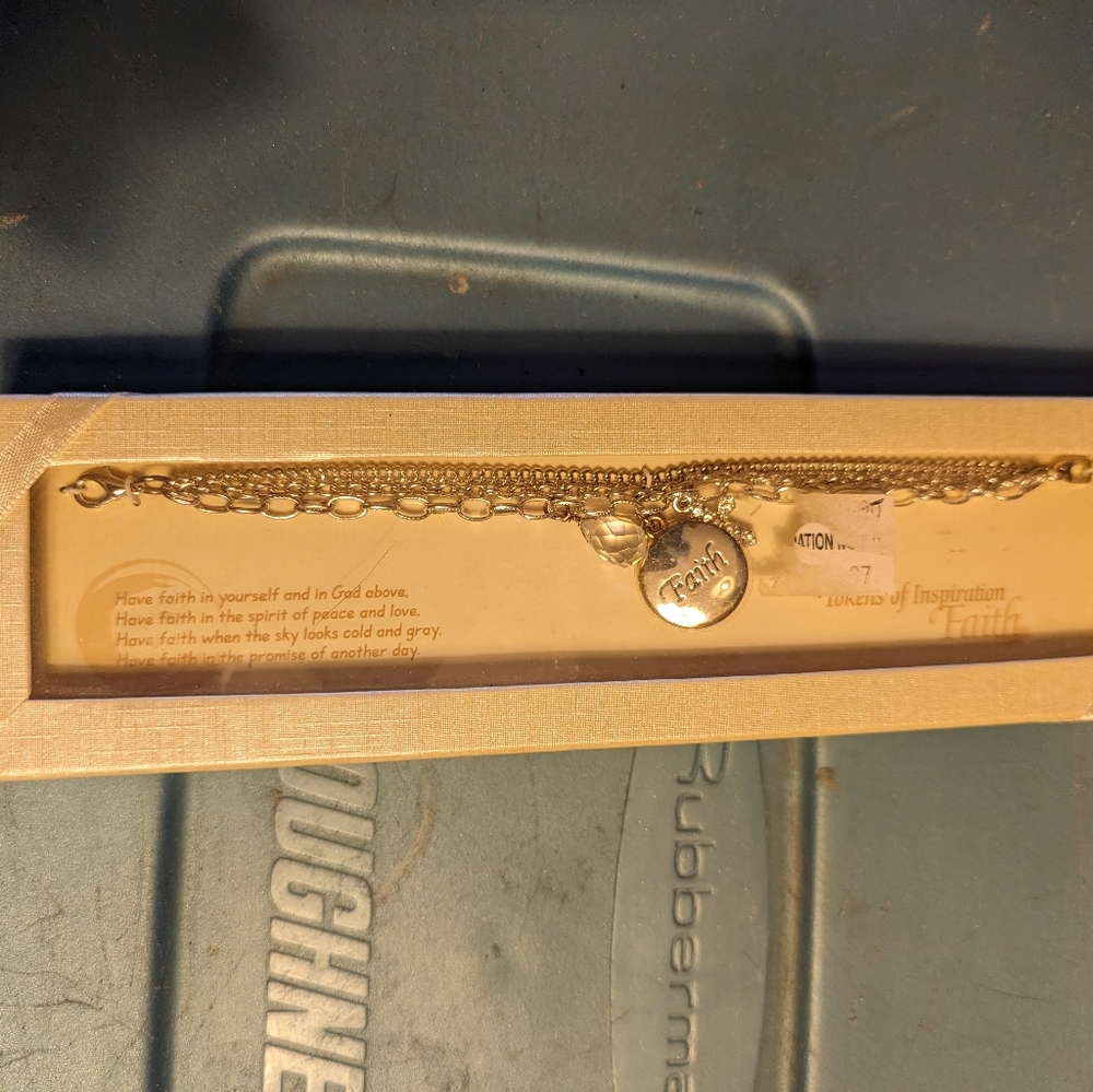 Faith necklace